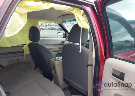 2008 Ford Escape Xls z USA, uszkodzony, nr VIN 1FMCU02Z98KD08454